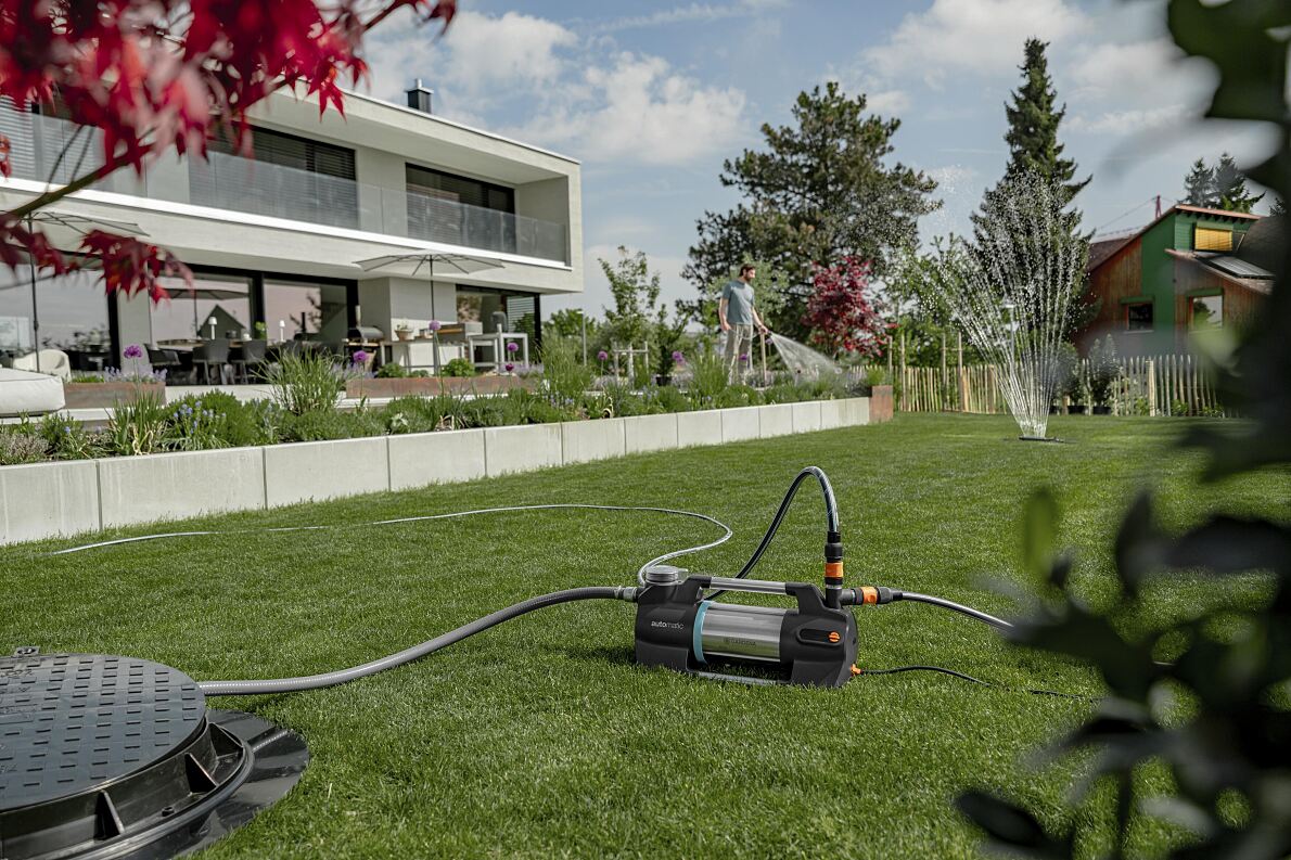 GARDENA Automatic Home & Garden Pump 6500 SilentComfort   (1)