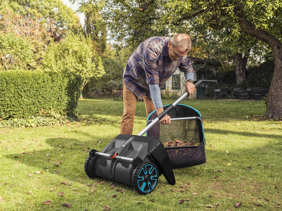Garden maintenance with foresight