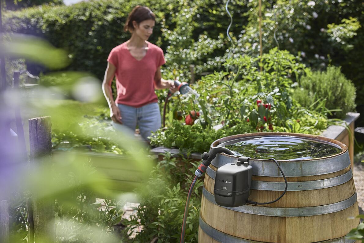 GARDENA Batteridriven pump för regnvattentunna